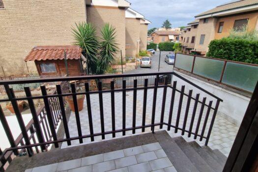 Santa Maria delle Mole – villino zona centrale – ampia metratura.