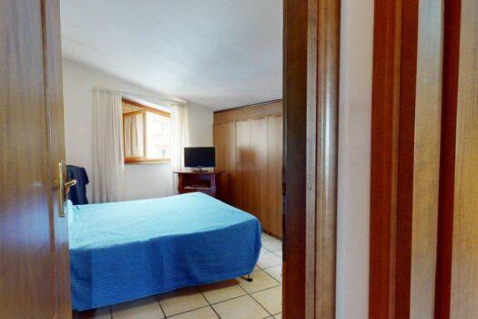 Santa Maria delle Mole – villino zona centrale – ampia metratura.