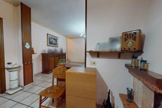 Santa Maria delle Mole – villino zona centrale – ampia metratura.