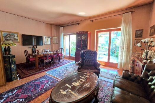 Santa Maria delle Mole – VILLINO A SCHIERA CENTRALISSIMO –