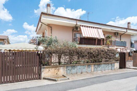 Cava dei Selci -bilocale indipendente con giardino –