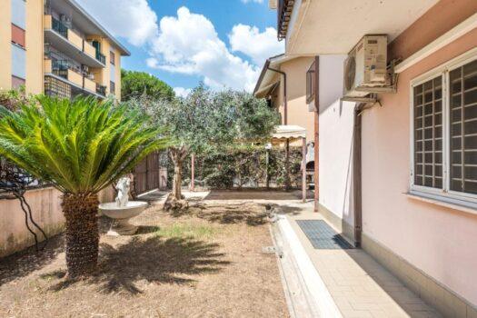 Cava dei Selci -bilocale indipendente con giardino –