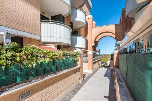 Santa Maria delle Mole – Trilocale in elegante palazzina-