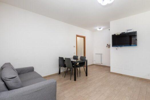 Santa Maria delle Mole – Trilocale in elegante palazzina-