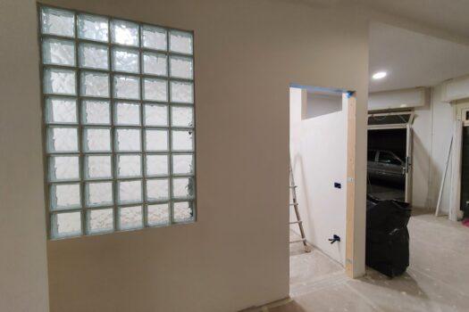 Santa Maria delle Mole -Negozio in centro comm.le –