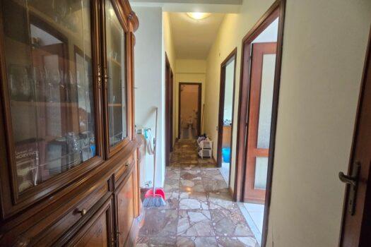 MARINO – Corso Vittoria Colonna –