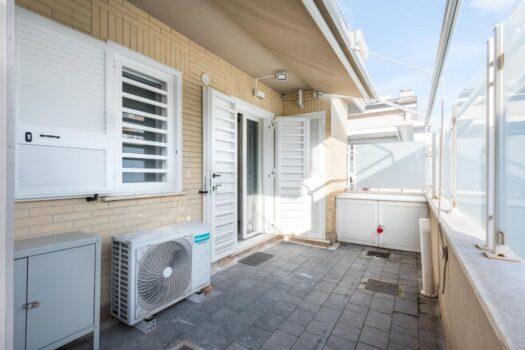 Frattocchie – Ampio trilocale indipendente –