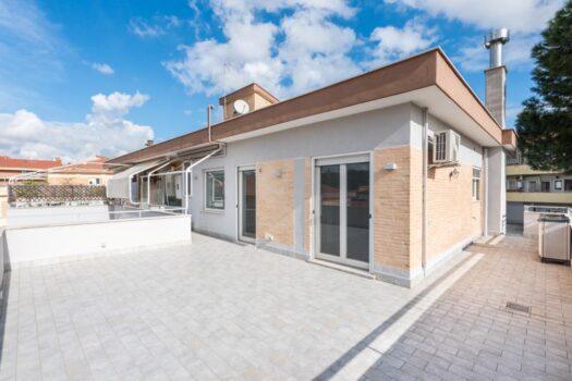 Colli Portuensi,Casaletto –Attico panoramico –