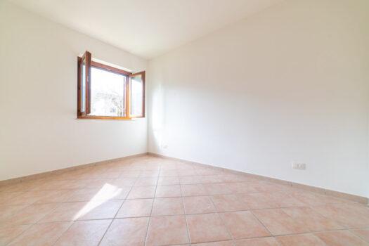 COLLEFERRO – MONTI LEPINI -AMPIA METRATURA