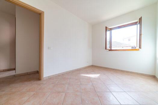 COLLEFERRO – MONTI LEPINI -AMPIA METRATURA