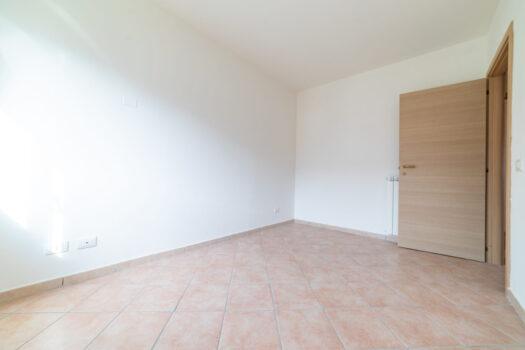 COLLEFERRO – MONTI LEPINI -AMPIA METRATURA