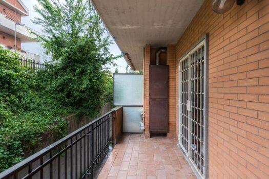 CASTEL GANDOLFO – Ampio trilocale buono stato –