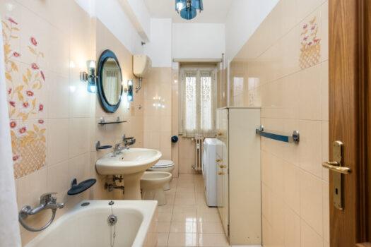 PIGNETO – AMPIA METRATURA CON TERRAZZO –