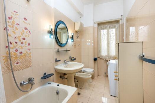 PIGNETO – AMPIA METRATURA CON TERRAZZO –