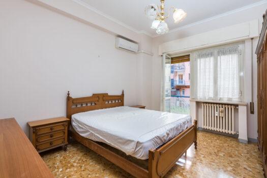 PIGNETO – AMPIA METRATURA CON TERRAZZO –