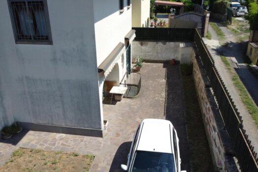 GROTTAFERRATA -Villa in contesto residenziale –