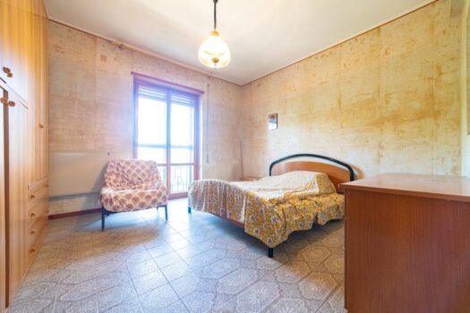 GROTTAFERRATA -Villa in contesto residenziale –