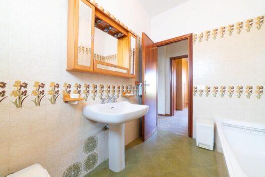 GROTTAFERRATA -Villa in contesto residenziale –