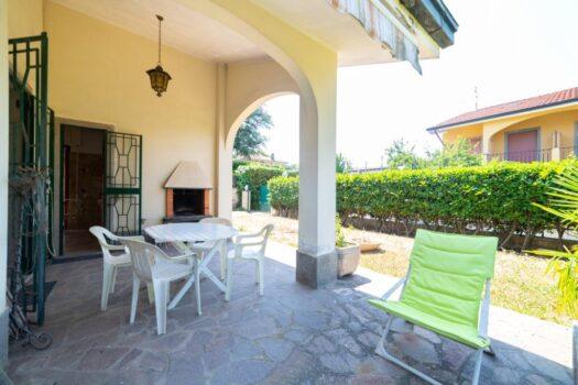 GROTTAFERRATA -Villa in contesto residenziale –