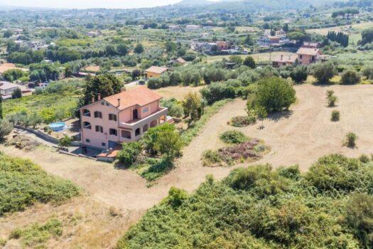 Monte Compatri – Prestigiosa villa unifamiliare