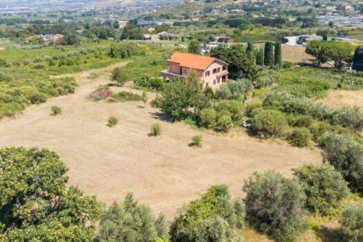 Monte Compatri – Prestigiosa villa unifamiliare